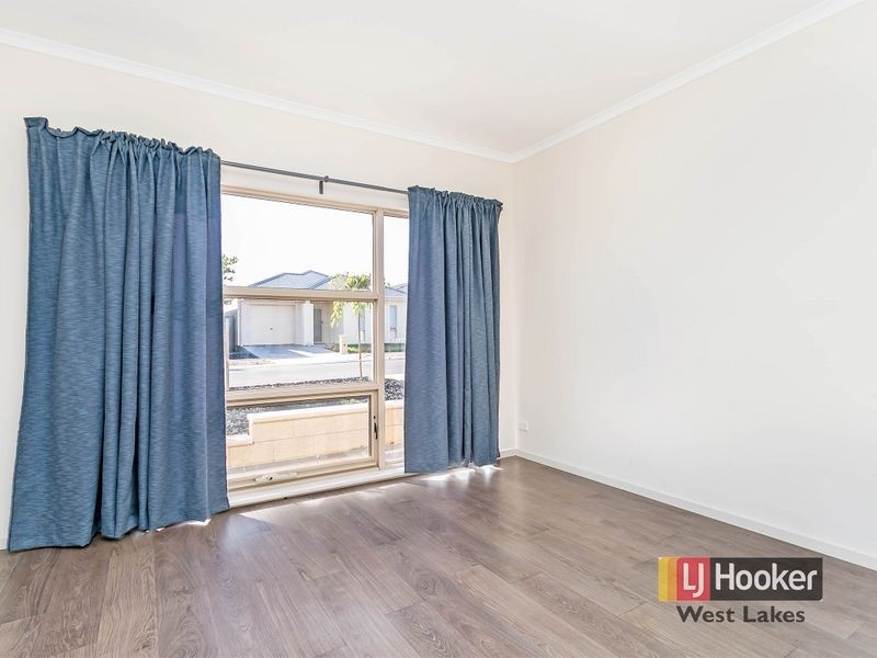 6 Tower Way, Blakeview SA 5114