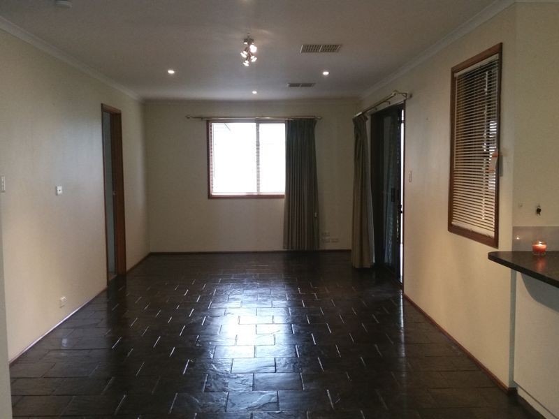 6 Mclean Court, Andrews Farm SA 5114