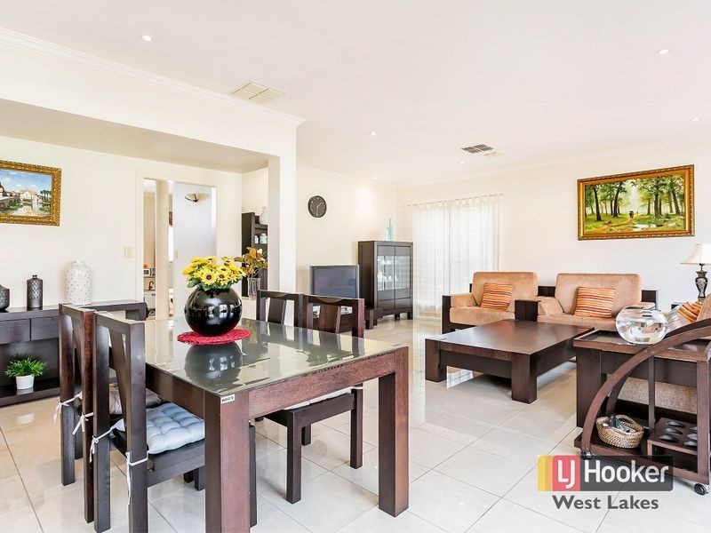 2 Heron Walk, Mawson Lakes SA 5095