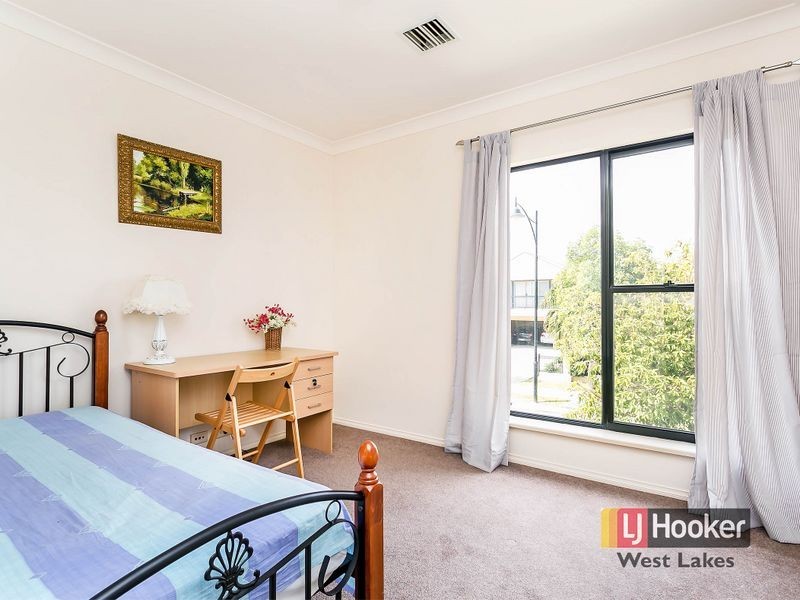 2 Heron Walk, Mawson Lakes SA 5095