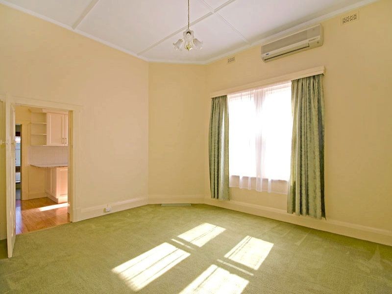 10a Kanowna Road, Largs Bay SA 5016