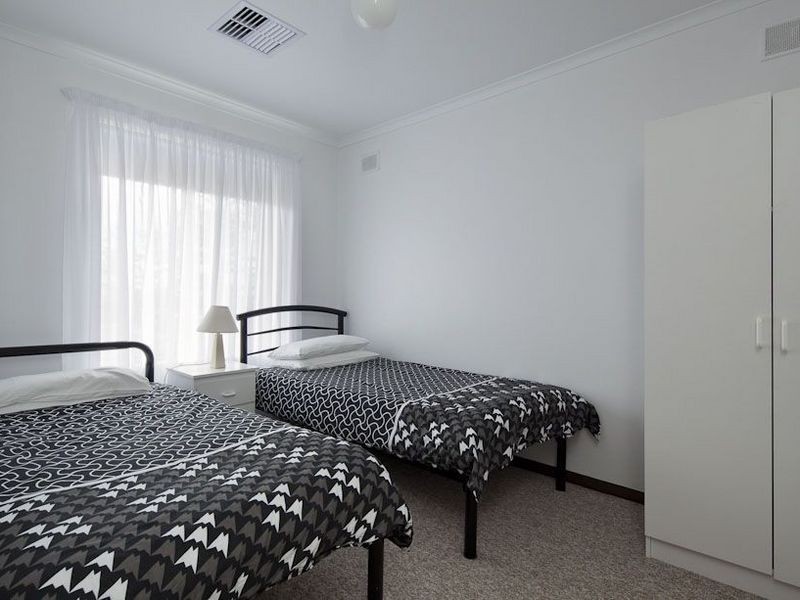1 & 2/168- Seaview Road, Henley Beach SA 5022