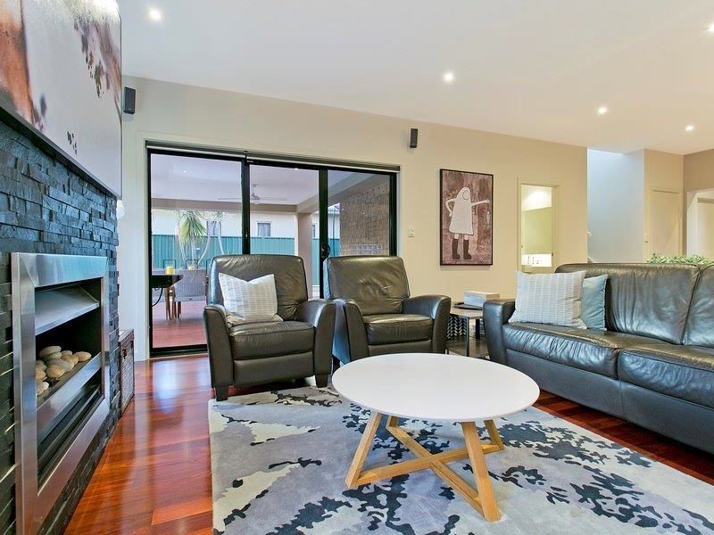 8 Gomera Street, Mawson Lakes SA 5095