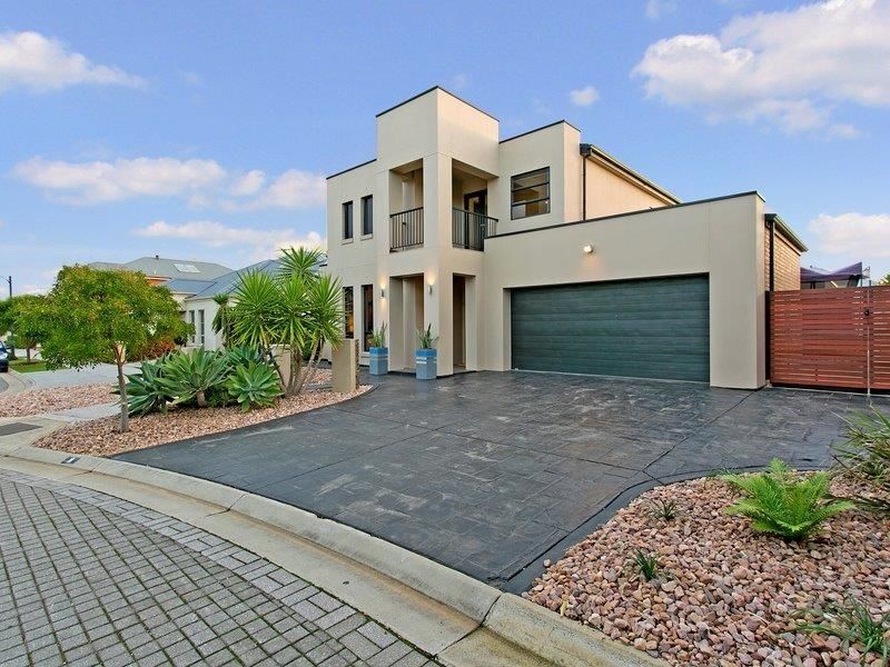 8 Gomera Street, Mawson Lakes SA 5095