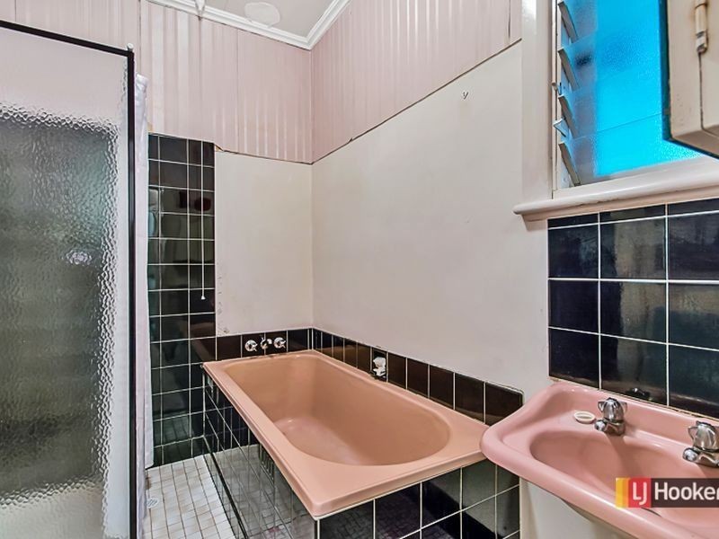 11 Peterhead Street, Largs Bay SA 5016