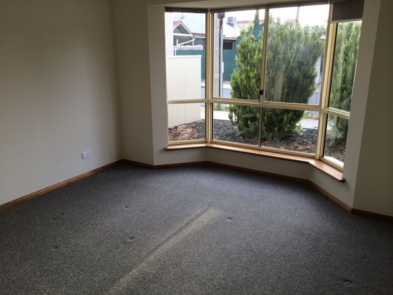 8a Joanna Street, Largs Bay SA 5016