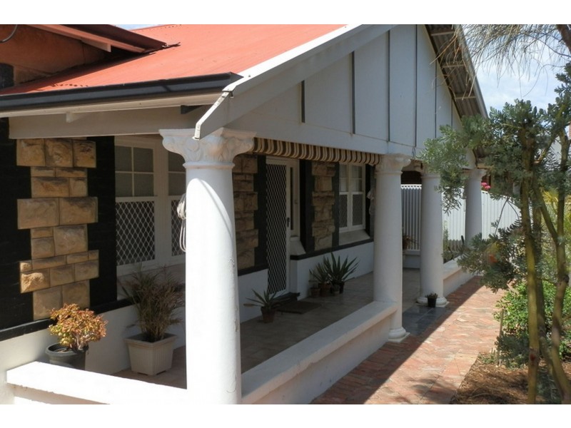 60 Close Street, Birkenhead SA 5015