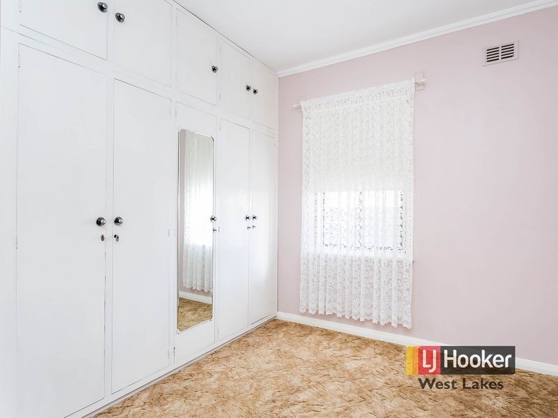 11 Peterhead Street, Largs Bay SA 5016