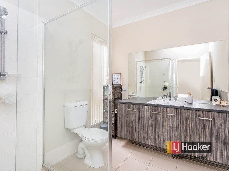 11 Bradford Avenue, Salisbury Heights SA 5109