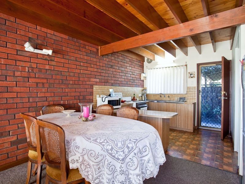 5 Sportsmans Drive, West Lakes SA 5021