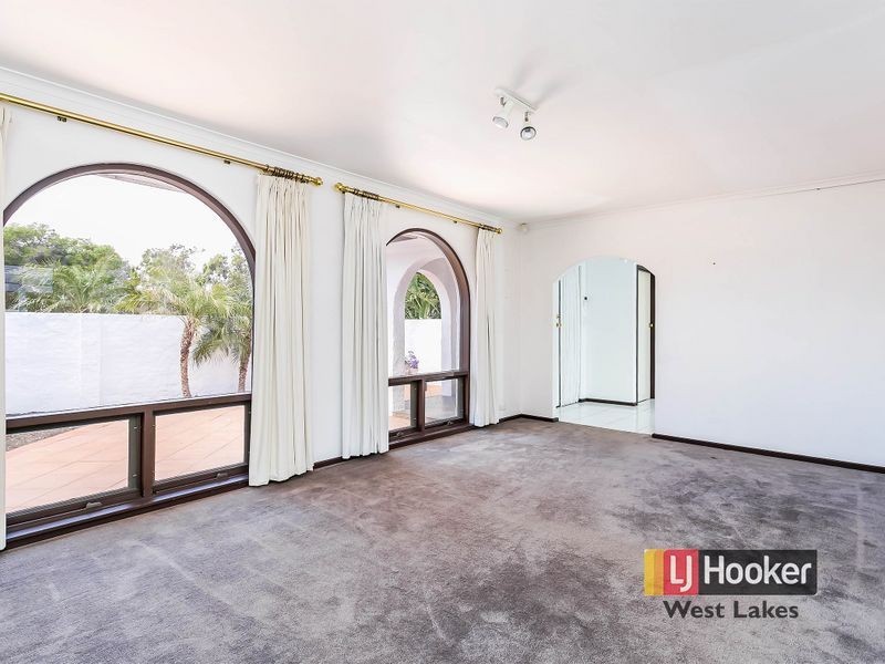 28 Manly Circuit, West Lakes Shore SA 5020