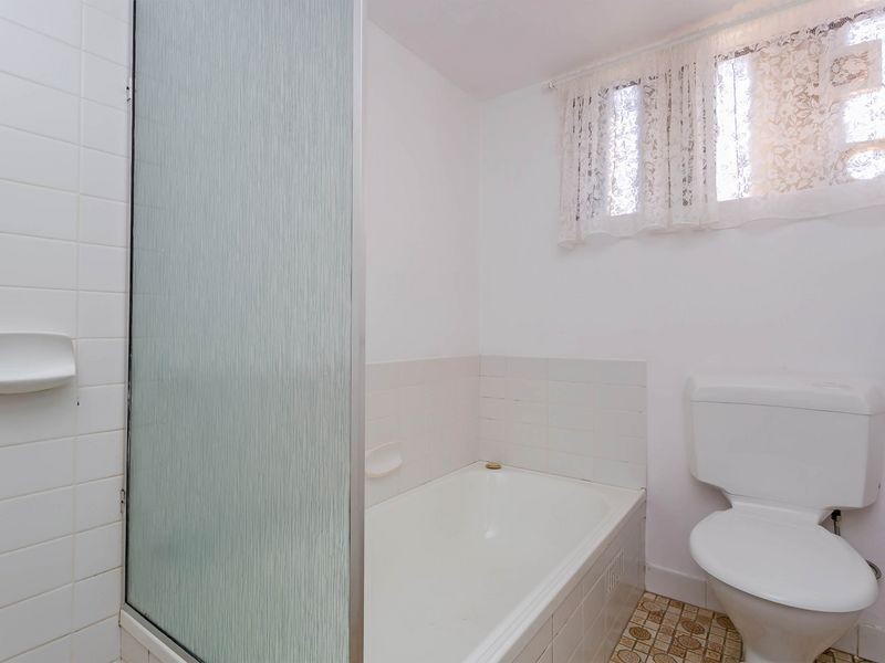 68 Military Road, Tennyson SA 5022