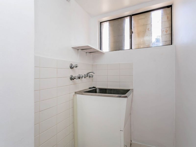 68 Military Road, Tennyson SA 5022