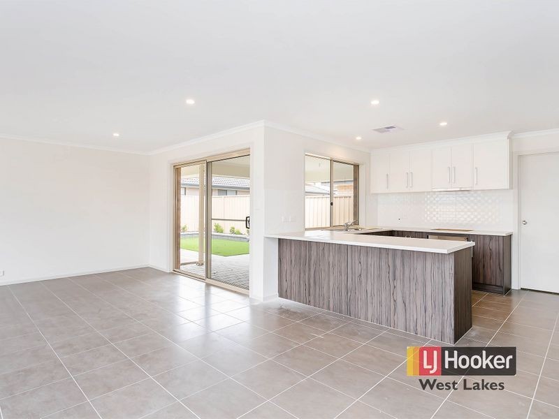 16a Columbus Street, Seaford Meadows SA 5169