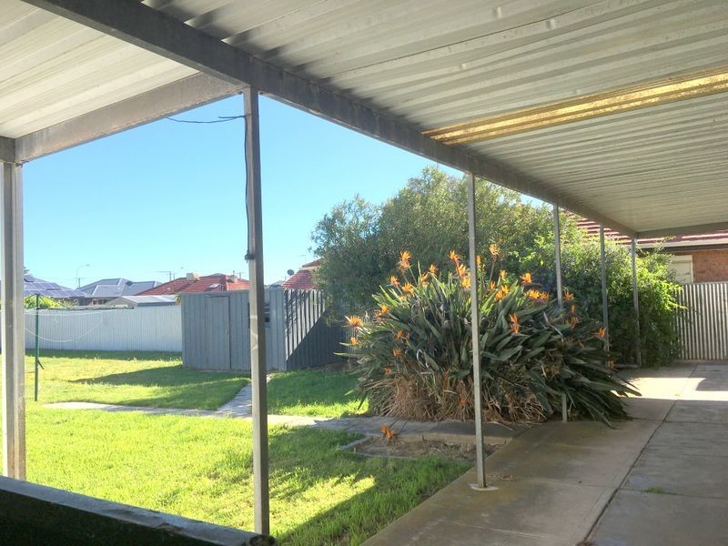 25 Alfred Avenue, Seaton SA 5023