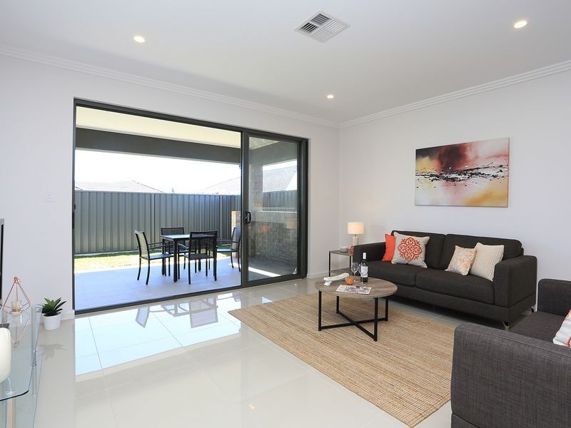 8a Rangeview Drive, Newton SA 5074