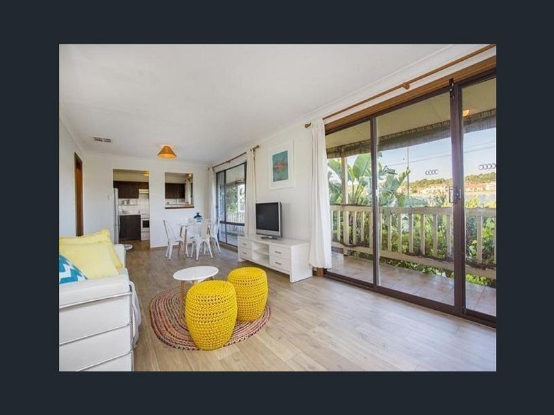 23 Military Road, Tennyson SA 5022