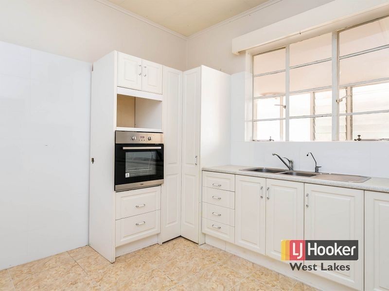 1 Ormond Avenue, Clearview SA 5085