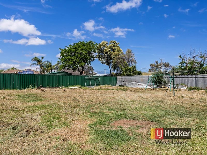 1 Ormond Avenue, Clearview SA 5085