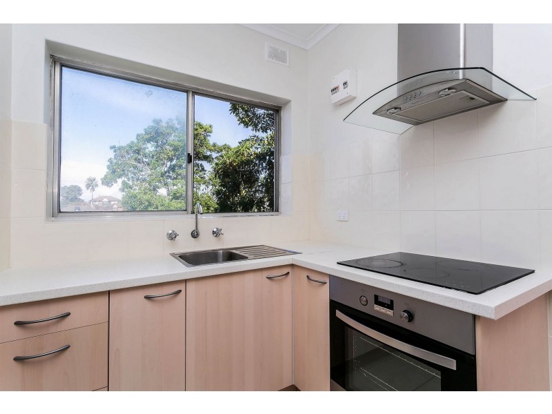 18/8 Montrose Avenue, Seaton SA 5023