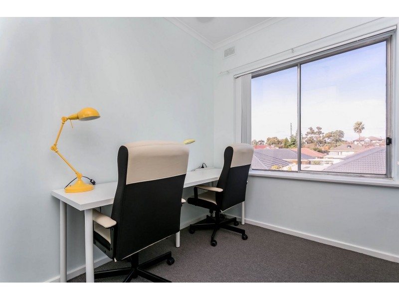 8 Montrose Avenue, Seaton SA 5023