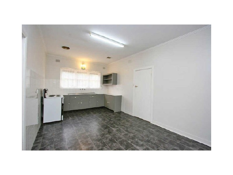 24 Morley Road, Seaton SA 5023