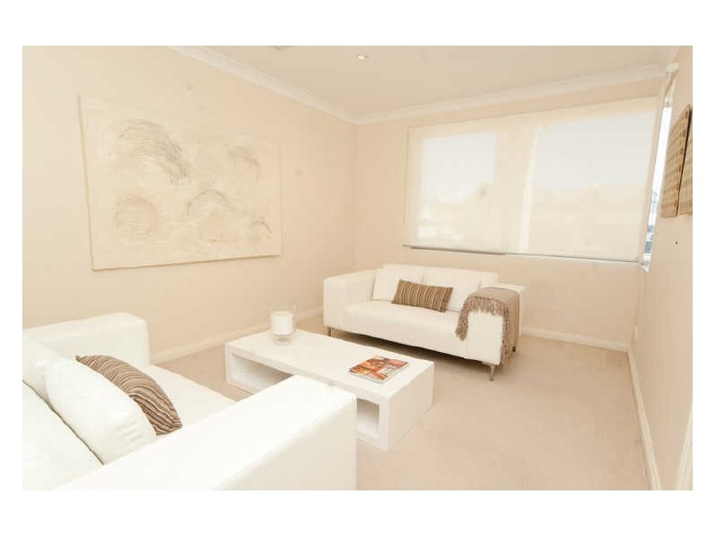 111 Gulf Point Drive, North Haven SA 5018