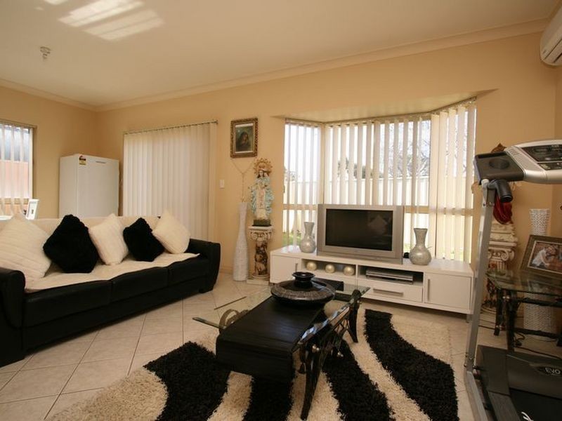 13 Pudney Street, Seaton SA 5023