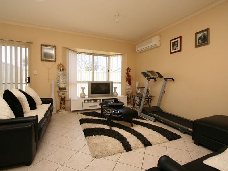 13 Pudney Street, Seaton SA 5023