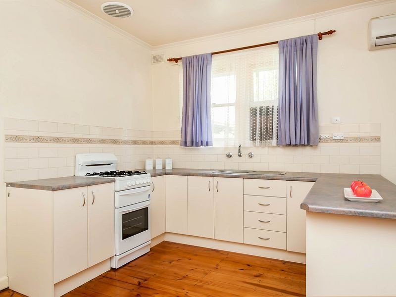 222 Robin Road, Semaphore SA 5019