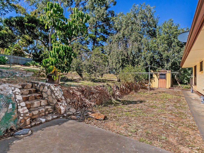 10 Warren Crescent, Panorama SA 5041