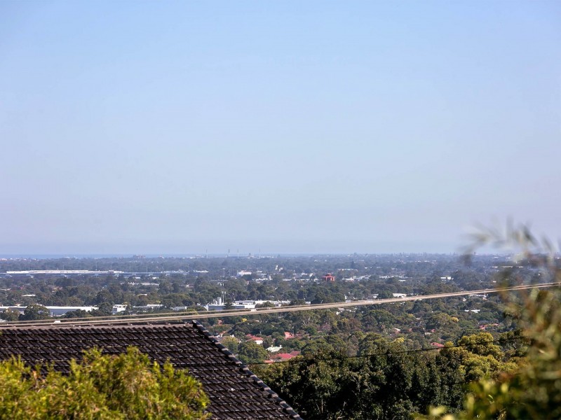 10 Warren Crescent, Panorama SA 5041