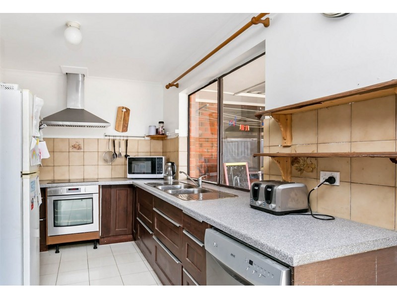 335 Tapleys Hill Road, Seaton SA 5023