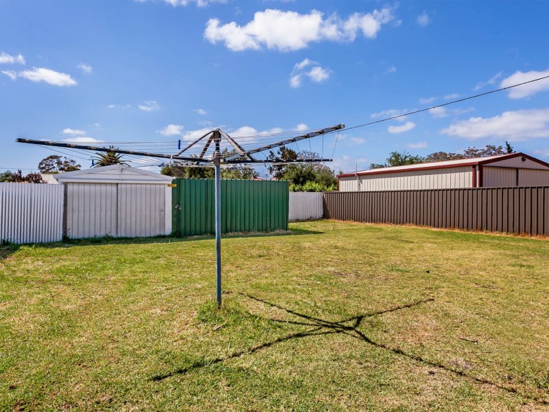 335 Tapleys Hill Road, Seaton SA 5023