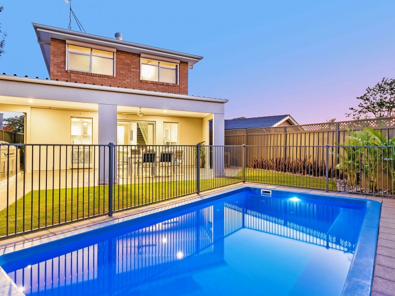 5 Yamba Grove, West Lakes Shore SA 5020