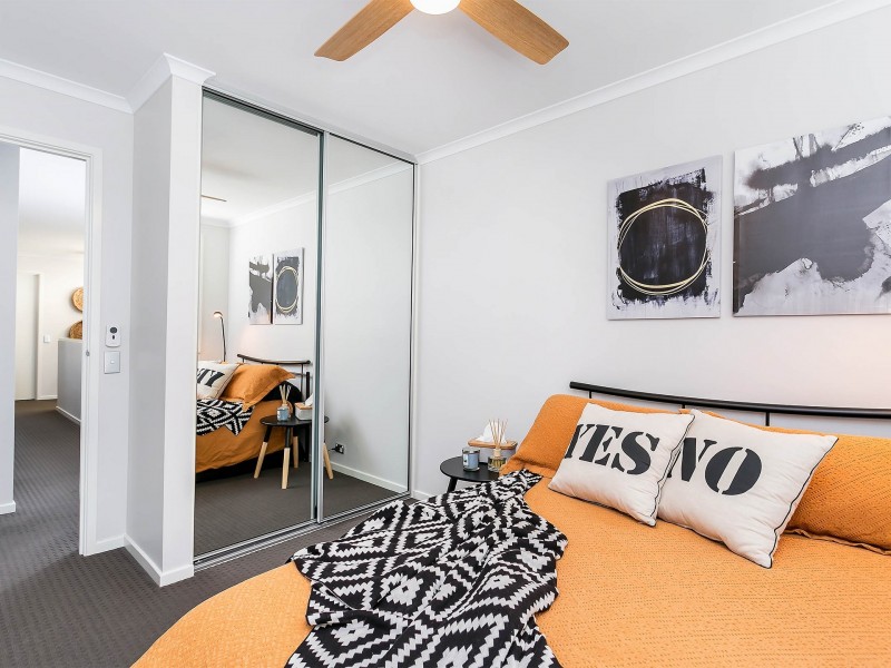 5 Yamba Grove, West Lakes Shore SA 5020