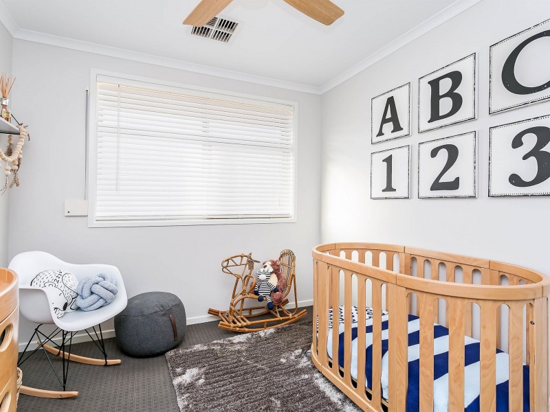 5 Yamba Grove, West Lakes Shore SA 5020