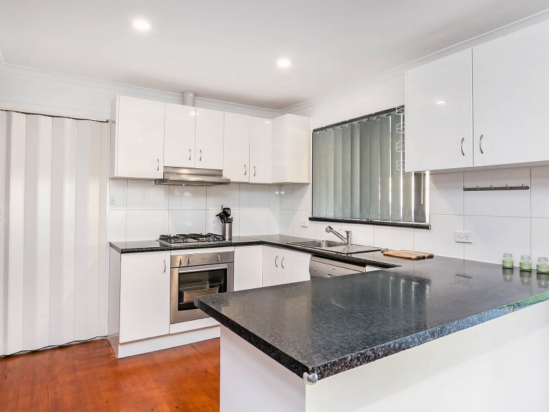 51 Warren Road, Para Vista SA 5093