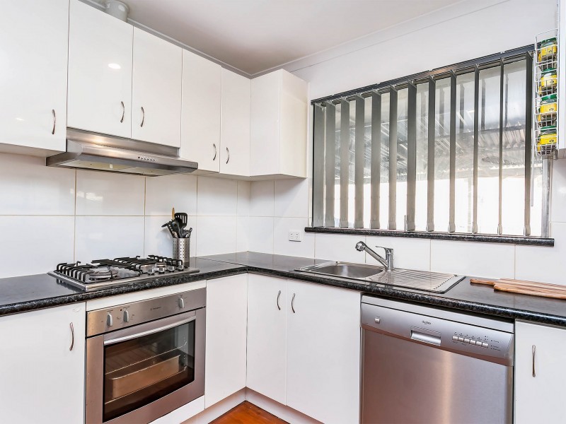 51 Warren Road, Para Vista SA 5093