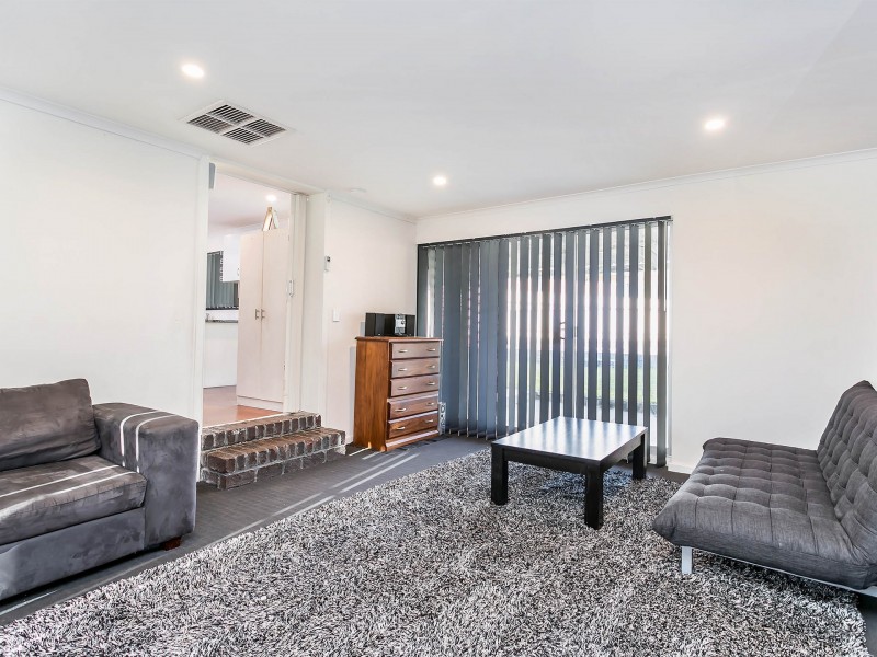 51 Warren Road, Para Vista SA 5093