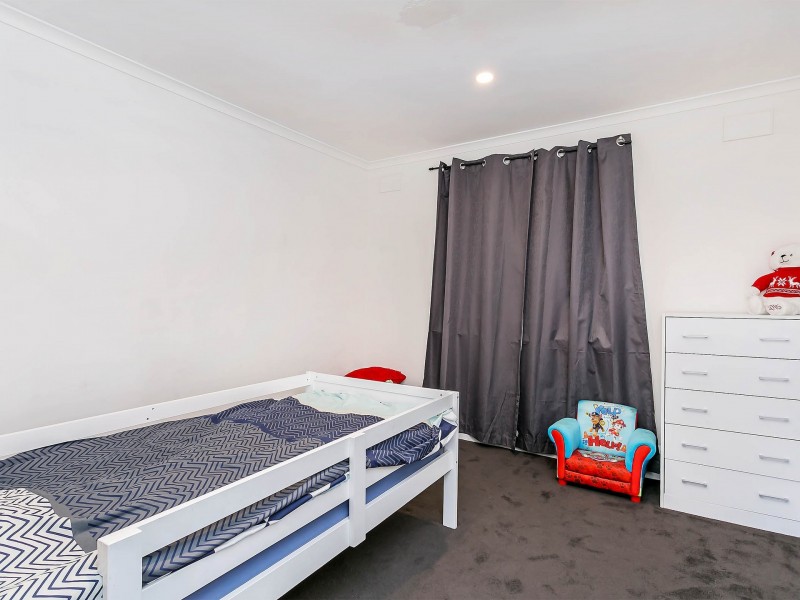 51 Warren Road, Para Vista SA 5093