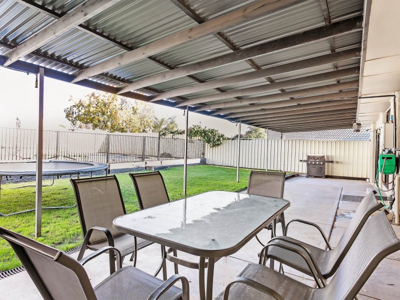 51 Warren Road, Para Vista SA 5093