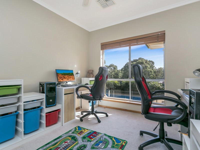 10 Hams Road, Flagstaff Hill SA 5159