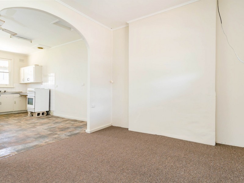 24 Johnston Road, Elizabeth Downs SA 5113