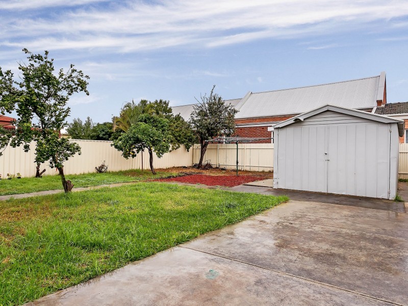27 First Avenue, Cheltenham SA 5014