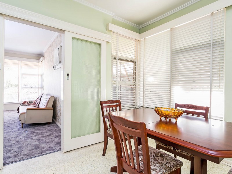 39 Seaton Terrace, Seaton SA 5023