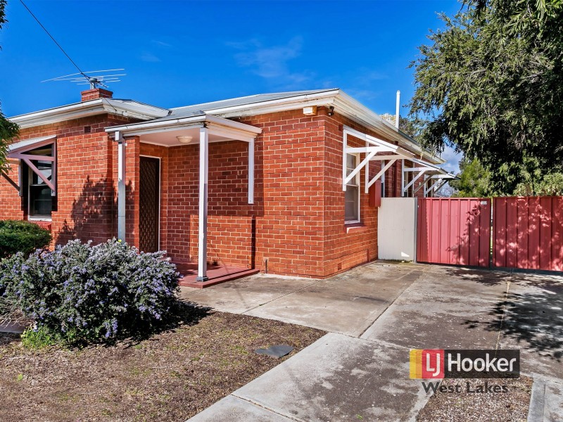 21 Carey Avenue, Seaton SA 5023