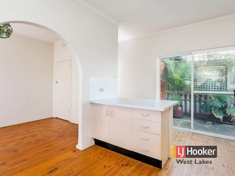 21 Carey Avenue, Seaton SA 5023