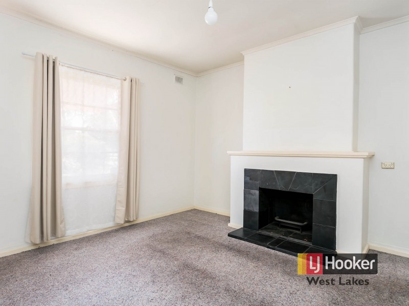 21 Carey Avenue, Seaton SA 5023