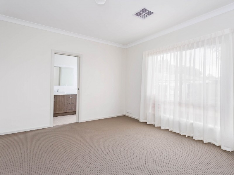 1 Blyth Street, Parafield Gardens SA 5107